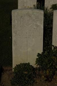 Caterpillar Valley Cemetery Longueval - Jenkins, C E