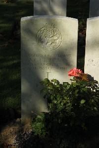 Caterpillar Valley Cemetery Longueval - Jepson, Albert Clarence Leonard