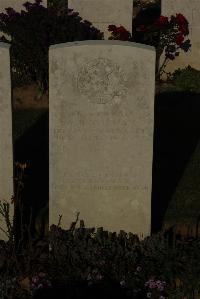 Caterpillar Valley Cemetery Longueval - Jessieman, W