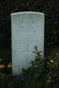 Caterpillar Valley Cemetery Longueval - Jones, H