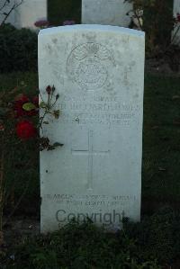 Caterpillar Valley Cemetery Longueval - Jones, John Richard