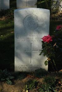 Caterpillar Valley Cemetery Longueval - Jones, William