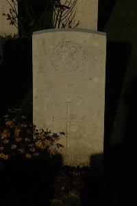 Caterpillar Valley Cemetery Longueval - Jordan, W R