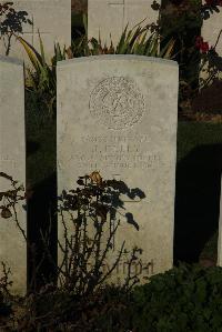 Caterpillar Valley Cemetery Longueval - Kelly, J