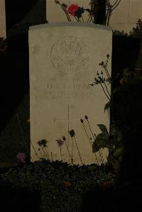 Caterpillar Valley Cemetery Longueval - Killelay, Harry