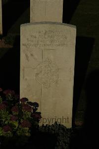 Caterpillar Valley Cemetery Longueval - Lawson, William Albert