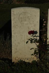 Caterpillar Valley Cemetery Longueval - Lea, A