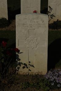 Caterpillar Valley Cemetery Longueval - Leach, F