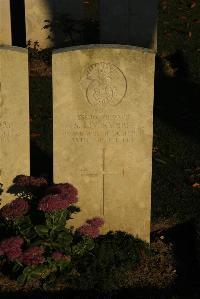 Caterpillar Valley Cemetery Longueval - Livermore, S