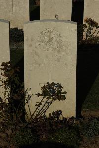 Caterpillar Valley Cemetery Longueval - Lodge, Herbert