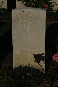 Caterpillar Valley Cemetery Longueval - Logan, E