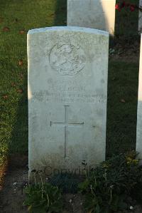 Caterpillar Valley Cemetery Longueval - Logan, Hubert Henderson