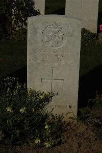 Caterpillar Valley Cemetery Longueval - Long, Cyril Herbert