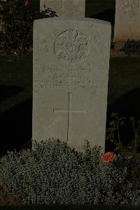 Caterpillar Valley Cemetery Longueval - Lugg, C C