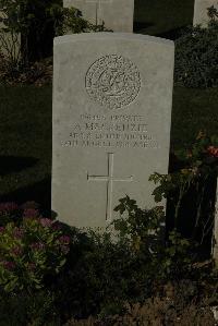 Caterpillar Valley Cemetery Longueval - MacKenzie, Alexander