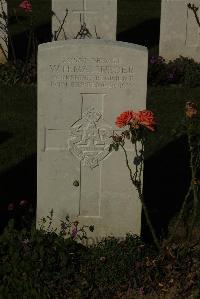 Caterpillar Valley Cemetery Longueval - Massheder, W H