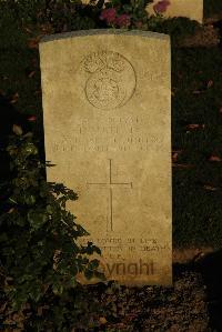 Caterpillar Valley Cemetery Longueval - Mather, James