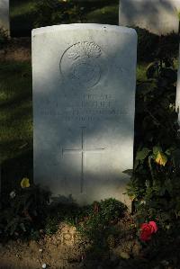 Caterpillar Valley Cemetery Longueval - Mather, T S