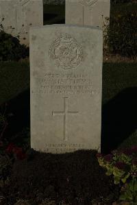 Caterpillar Valley Cemetery Longueval - Matthews, William Samuel