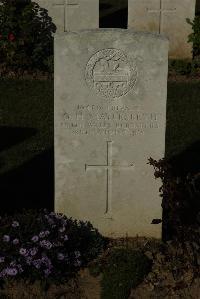 Caterpillar Valley Cemetery Longueval - Mayersbeth, G H