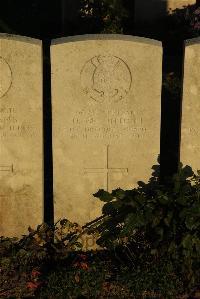 Caterpillar Valley Cemetery Longueval - McIntosh, D