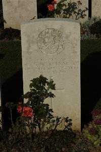 Caterpillar Valley Cemetery Longueval - McKellar, G