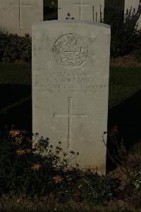 Caterpillar Valley Cemetery Longueval - Millman, Cyril Stuart