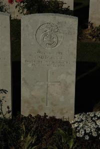 Caterpillar Valley Cemetery Longueval - Mitchell, R