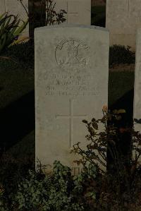 Caterpillar Valley Cemetery Longueval - Morley, J B