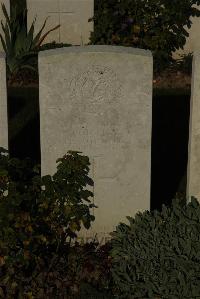 Caterpillar Valley Cemetery Longueval - Oliphant, W J