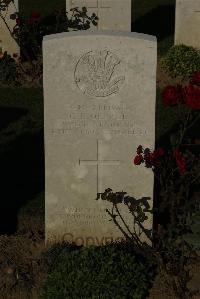 Caterpillar Valley Cemetery Longueval - Oliver, Gwilym Rees