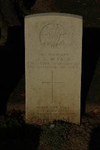 Caterpillar Valley Cemetery Longueval - Page, Harold George Washington