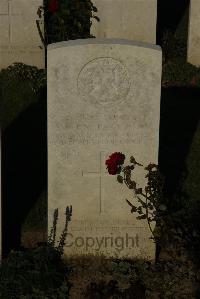 Caterpillar Valley Cemetery Longueval - Pattinson, Hayder