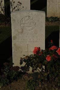 Caterpillar Valley Cemetery Longueval - Porter, W G