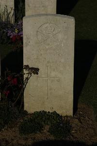 Caterpillar Valley Cemetery Longueval - Pritchard, C A