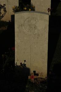 Caterpillar Valley Cemetery Longueval - Rance, R E