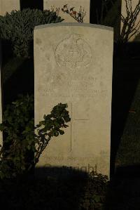 Caterpillar Valley Cemetery Longueval - Reeves, George Charles