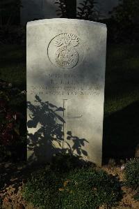 Caterpillar Valley Cemetery Longueval - Riley, Robert