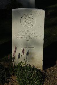 Caterpillar Valley Cemetery Longueval - Roberts, P J