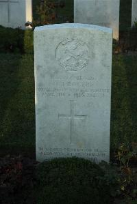 Caterpillar Valley Cemetery Longueval - Rogers, O J