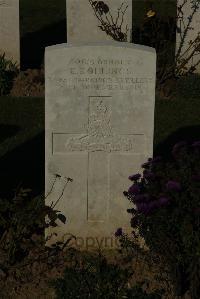 Caterpillar Valley Cemetery Longueval - Rollings, E