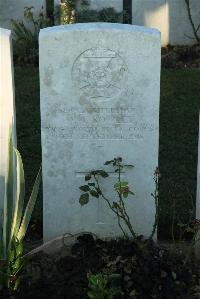 Caterpillar Valley Cemetery Longueval - Rowley, W T