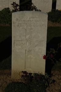 Caterpillar Valley Cemetery Longueval - Sandercombe, Charles