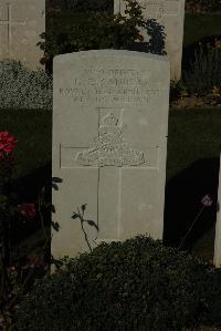 Caterpillar Valley Cemetery Longueval - Sanders, G E