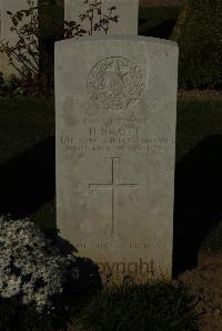 Caterpillar Valley Cemetery Longueval - Scott, David