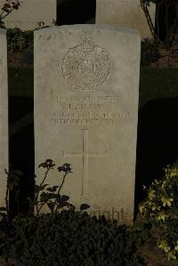 Caterpillar Valley Cemetery Longueval - Shaw, J