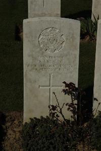 Caterpillar Valley Cemetery Longueval - Shields, J