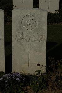 Caterpillar Valley Cemetery Longueval - Skeels, H D