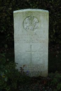 Caterpillar Valley Cemetery Longueval - Slatter, Percy Douglas