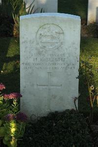 Caterpillar Valley Cemetery Longueval - Slight, Herbert Leeson